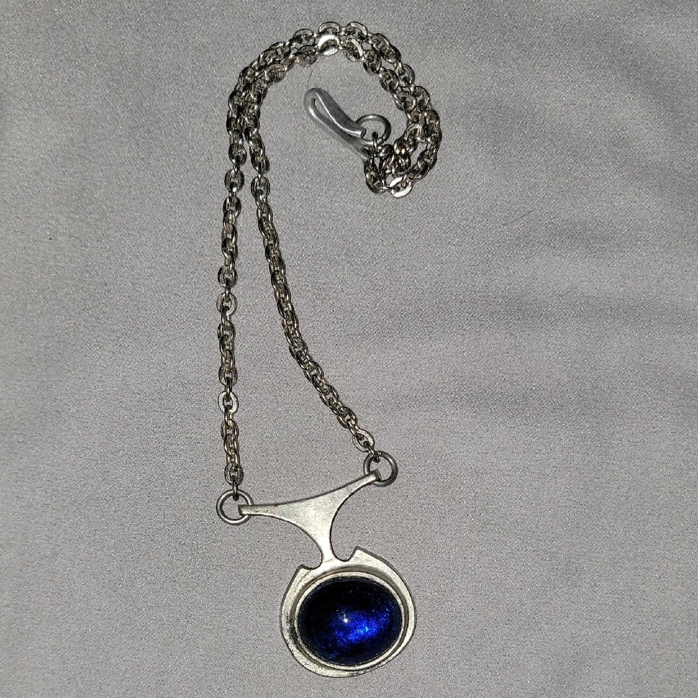 R Tennesmed Pewter and Blue Pendant Necklace